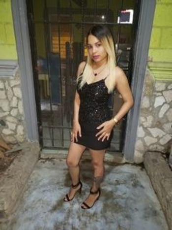 yelenny, 31  female escort, Scranton