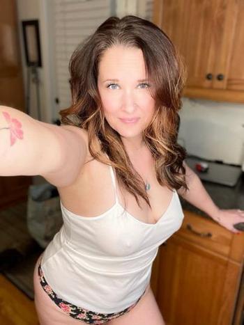 2153725792, female escort, Scranton